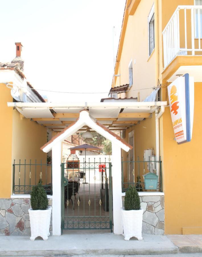 Lampias